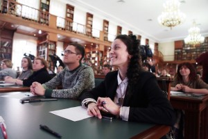 Столичные молодые парламентарии помогли установить «Тотальному диктанту» новый рекорд