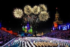 Жители Замоскворечья могут отметить День России на Красной площади 