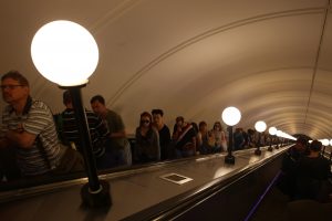 Один из эскалаторов на станции метро «Серпуховская» закрылся на ремонт. Фото: "Вечерняя Москва"