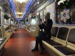 Впервые метрополитен, Московское центральное кольцо и наземный транспорт работали без перерыва в новогоднюю ночь в 2016 году. Фото: «Вечерняя Москва»