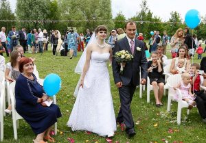 Почти две тысячи пар приурочили свадьбы ко дню города. Фото: официальный сайт мэра Москвы