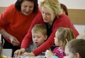 Районный Центр детского творчества организует праздничную программу. Фото: архив, «Вечерняя Москва»