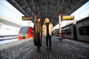 Всю новогоднюю ночь в столице будут работать МЦК и другой общественный транспорт. Фото: Светлана Колоскова, «Вечерняя Москва»