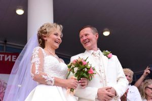 В Москве 5 и 6 июля вступили в брак 1,3 тыс пар. Фото: Пелагия Замятина, «Вечерняя Москва»