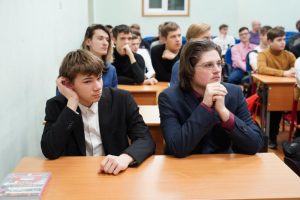 Ученики школы №627 смогут принять участие в Математическом празднике. Фото: Денис Кондратьев