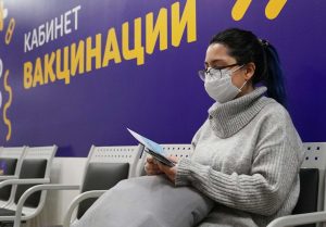 В торговых центрах на выездах из Москвы заработали пункты вакцинации от COVID-19. Фото: сайт мэра Москвы