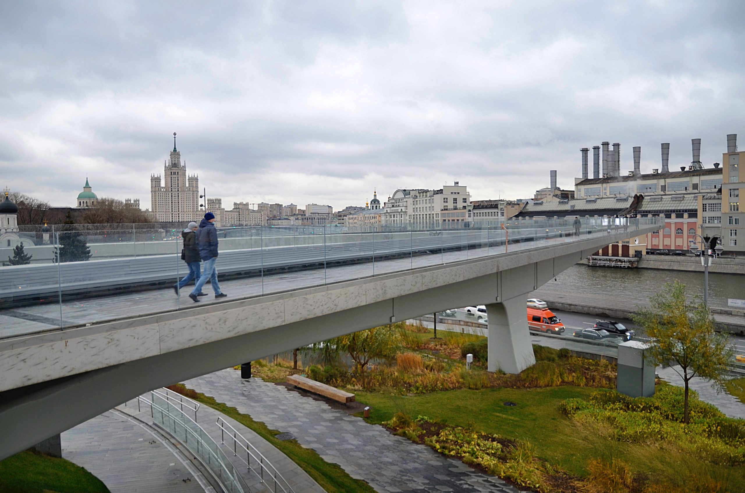 Подели москва