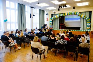 Заседание педагогического совета состоялось в школе №518. Фото со страницы учреждения в социальных сетях