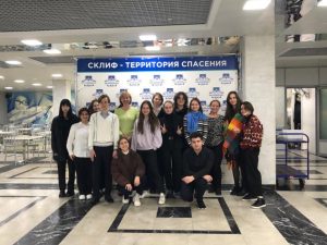 Ученики школы №1259 посетили больницу Склифосовского. Фото: Telegram-канал образовательного учреждения