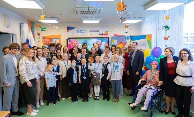 «Последний звонок» прозвенел в Морозовской больнице. Фото: Telegram-канал Морозовской больницы