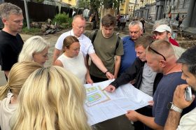 Работы по благоустройству обсудили на Космодамианской набережной. Фото: страница управы района Замоскворечье в социальных сетях