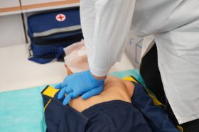 Белорусские студенты прошли обучение в НМИЦ имени Александра Вишневского. Фото: Анна Быкова, «Вечерняя Москва»
