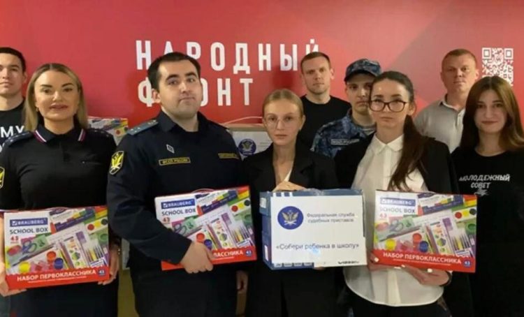 От книг до одежды: Народный фронт Москвы собрал более пяти тонн необходимых вещей для школьников из новых регионов. Фото: пресс-служба Народного фронта Москвы