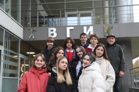 Ученики школы №1259 посетили ВГИК. Фото: страница школы №1259 в социальных сетях