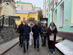 Обход территории провел глава управы района. Фото: страница управы района Замоскворечье в социальных сетях