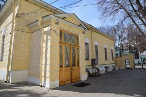 Лекцию об уникальном художественном мире усадьбы Талашкино прочитают в музее Льва Толстого. Фото: Анна Быкова, «Вечерняя Москва»