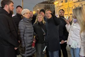 Глава управы Замоскворечья обсудил с жителями подготовку к капремонту. Фото: официальная страница управы в социальных сетях