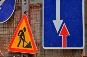 Сотрудники ЦОДД переразметили 105 участков дорог в Москве. Фото: Анна Быкова, «Вечерняя Москва»