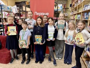 Книжная акция прошла в школе №518. Фото: официальная страница учреждения в социальных сетях