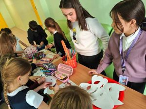 Тематические праздник прошел в школе №627. Фото: официальная страница учреждения в социальных сетях